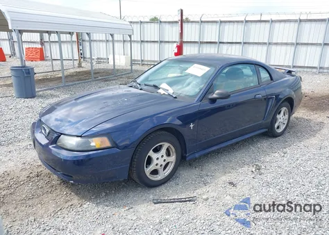 2003 Ford Mustang z USA, uszkodzony, nr VIN 1FAFP40493F358592